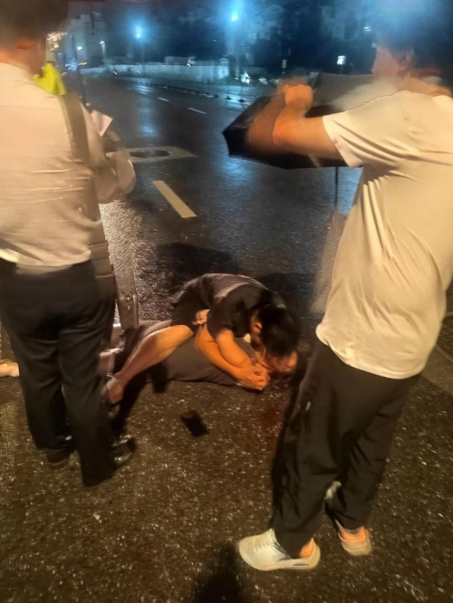 ​暴雨中的10分钟生死时速！太平洋房屋经纪人教科书式救援，守住生命防线