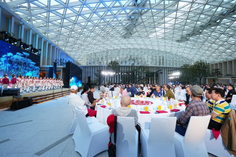 万茗堂以酒为媒融翰墨“清风雅韵 月满中秋”2025中秋雅集圆满落幕