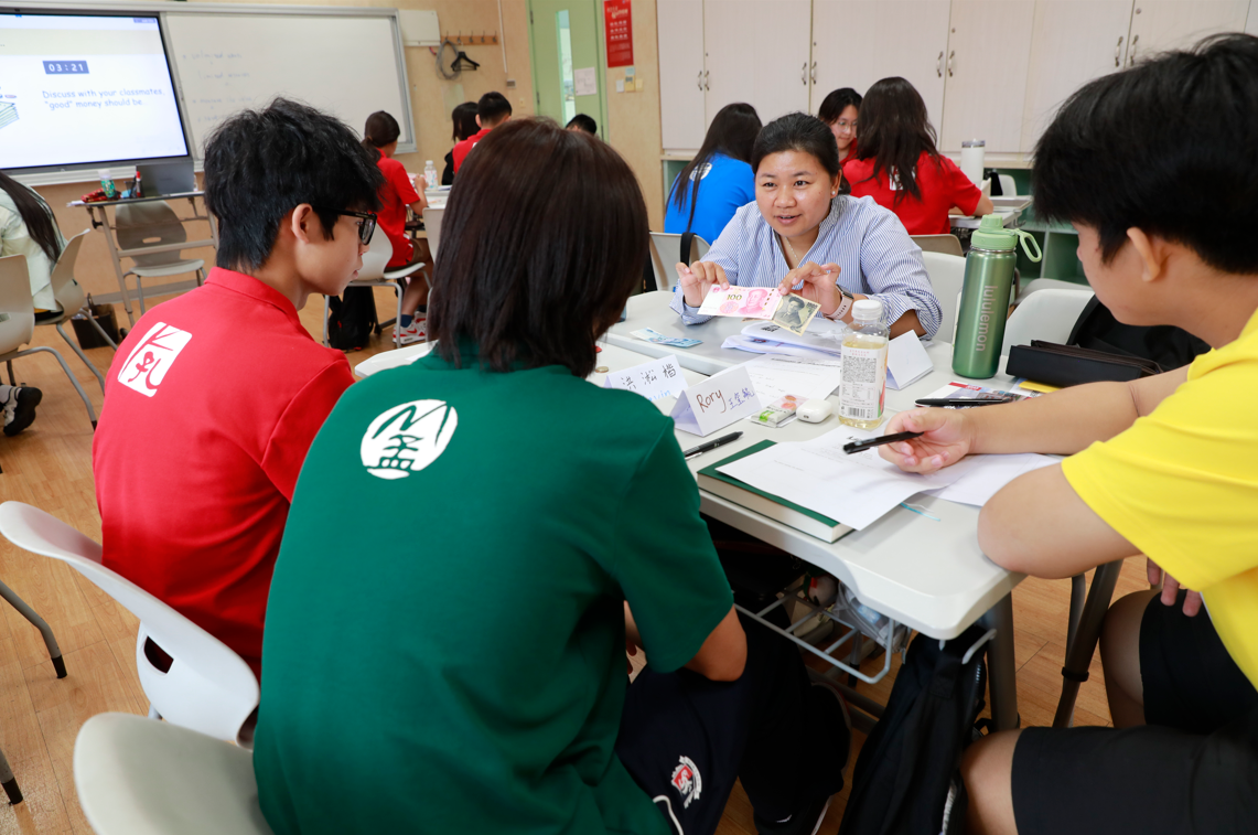 捷报！宏文学校青岛校区问鼎顶级学术论文竞赛，全球前3%斩获佳绩