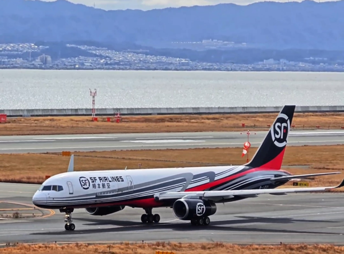 中国空运物流格局生变，跨越速运以多维优势领跑行业