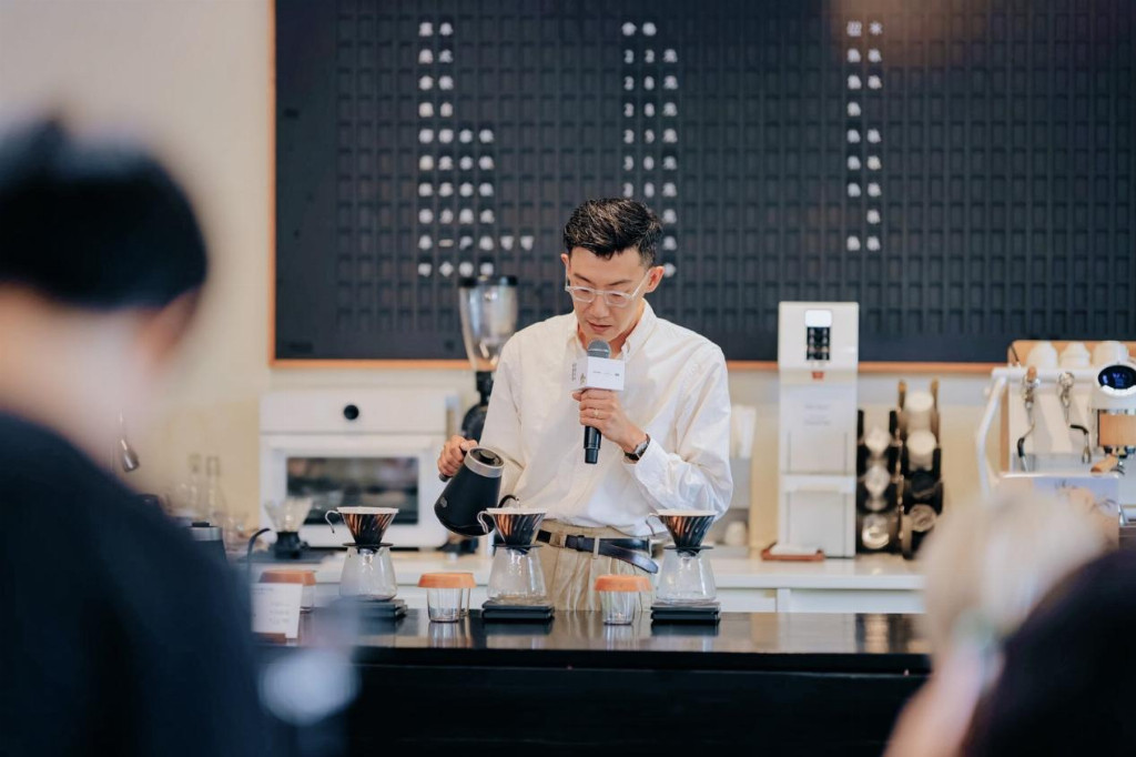 吉谷电器：掌握温度，掌握风味——莫干山的秋日品鉴记