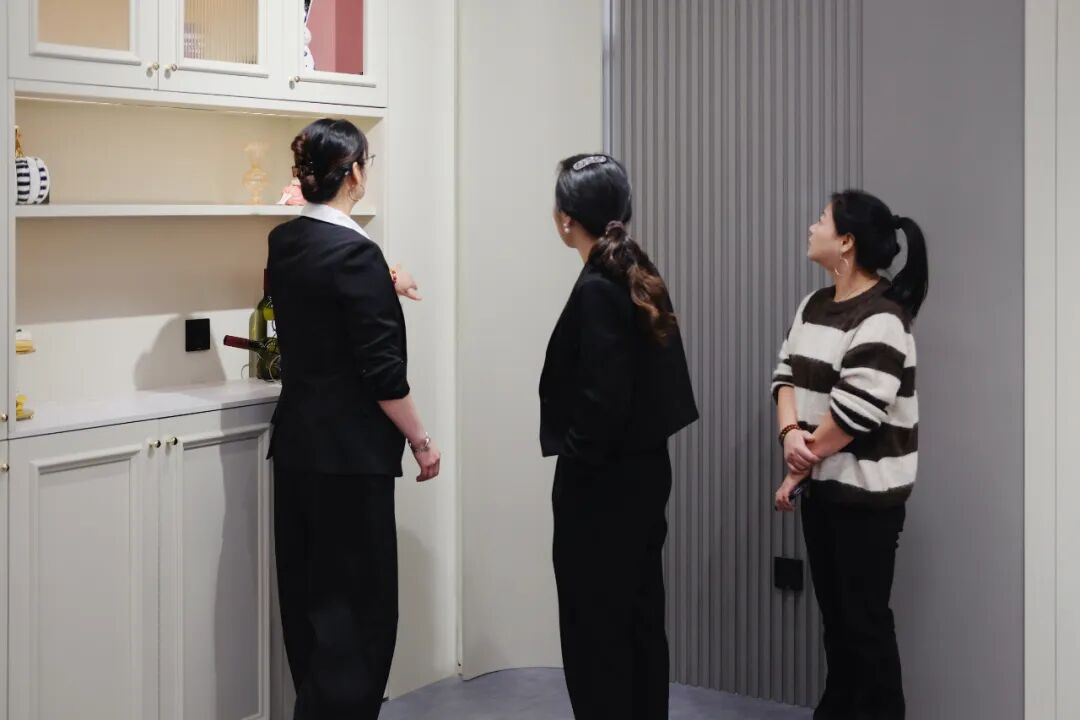 柏菲伦全屋定制建华店：0套路立信，老带新制胜！