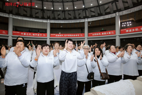 以公益点亮内在之光：软实力携手净名基金会为500个生命的成长赋能