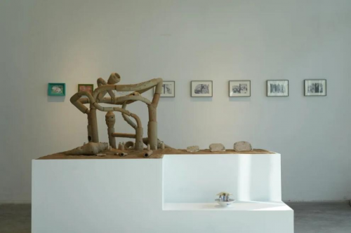 第一届AOT青年艺术家作品征集年度群展盛大启幕，以艺术探索“世界的生成”