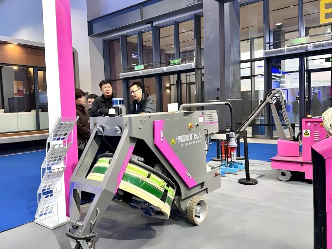 科技赋能好房子！博匠10款智能机器人亮相中国住博会，用实力圈粉全球